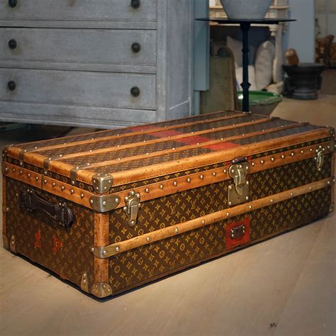 Louis Vuitton trunk sale